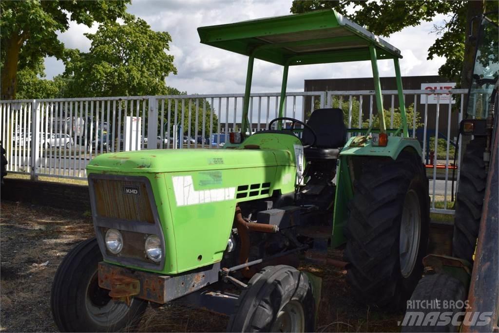 Deutz-Fahr D4507 Трактори