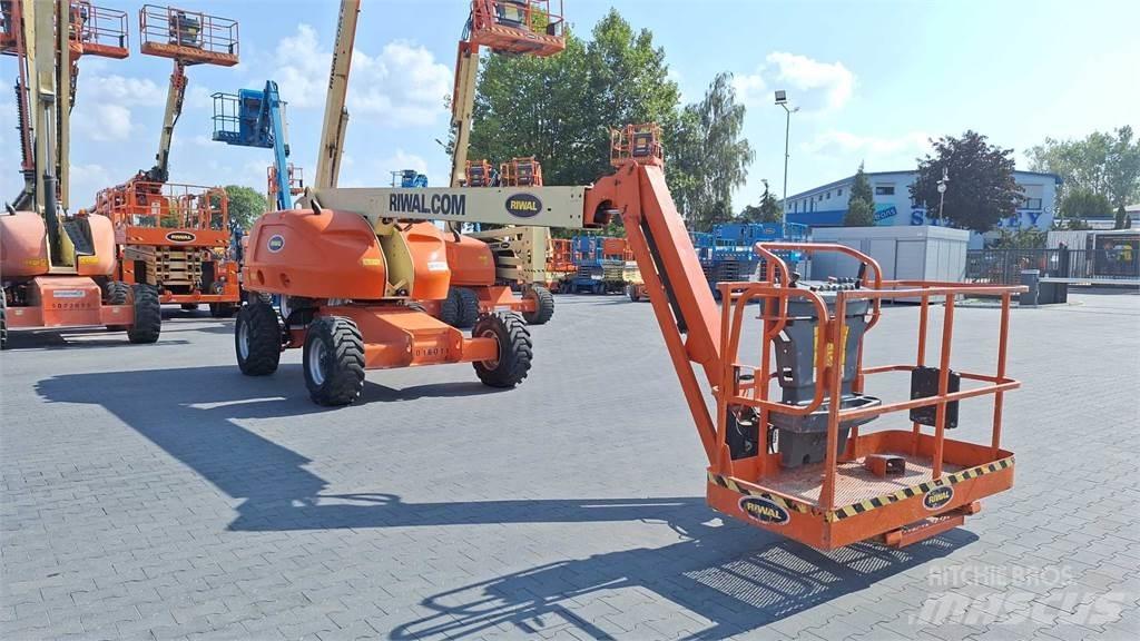 JLG 460SJ Телескопічні підйомники