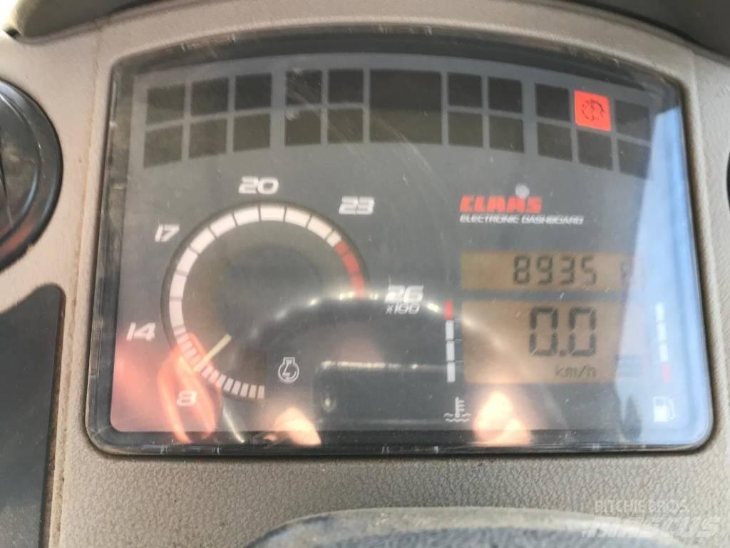 CLAAS AXION 810 Трактори