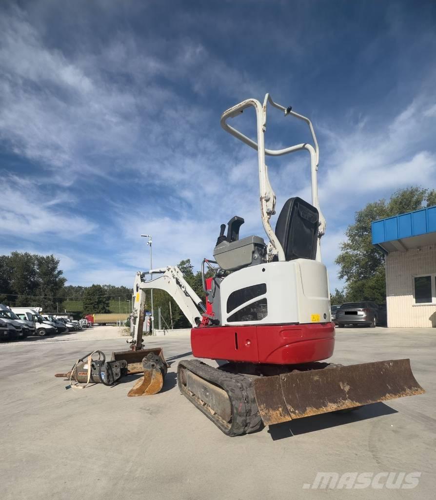 Takeuchi TB 210 R Міні-екскаватори < 7т