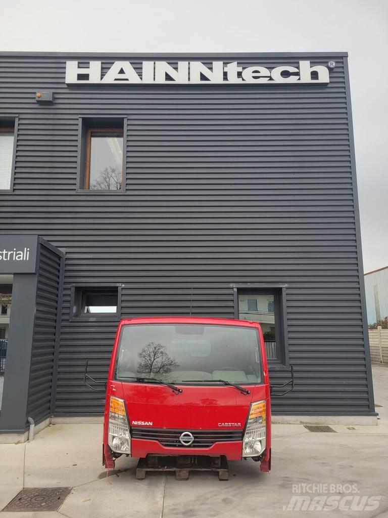 Nissan Cabstar Кабіни