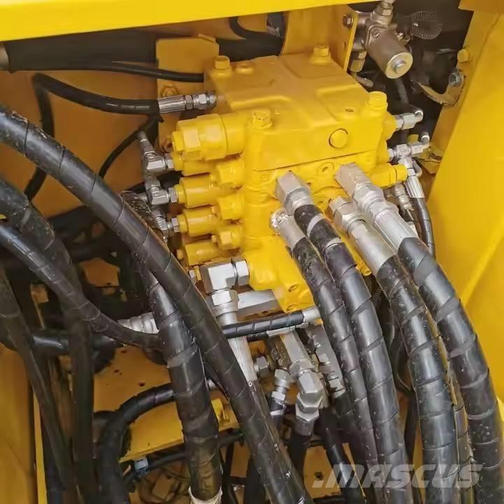 Komatsu PC 120 Гусеничні екскаватори