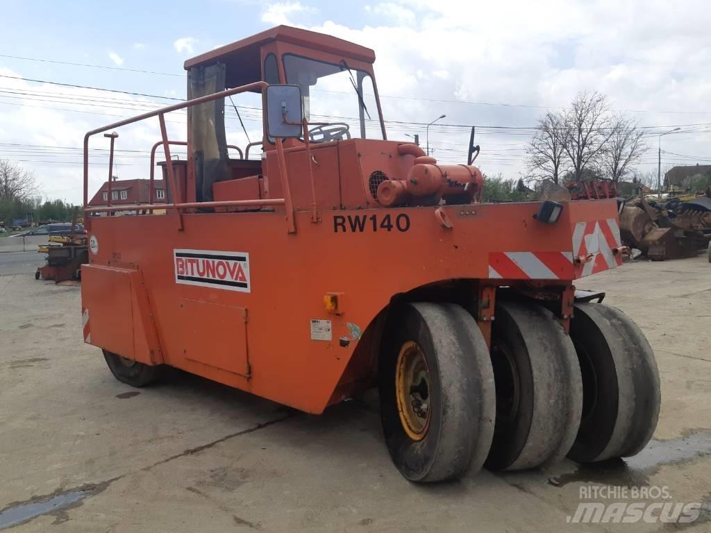 MBU RW140 Пневматичні катки
