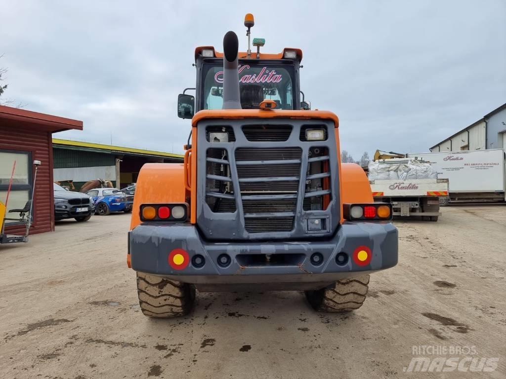 Doosan DL 200-3 Фронтальні навантажувачі