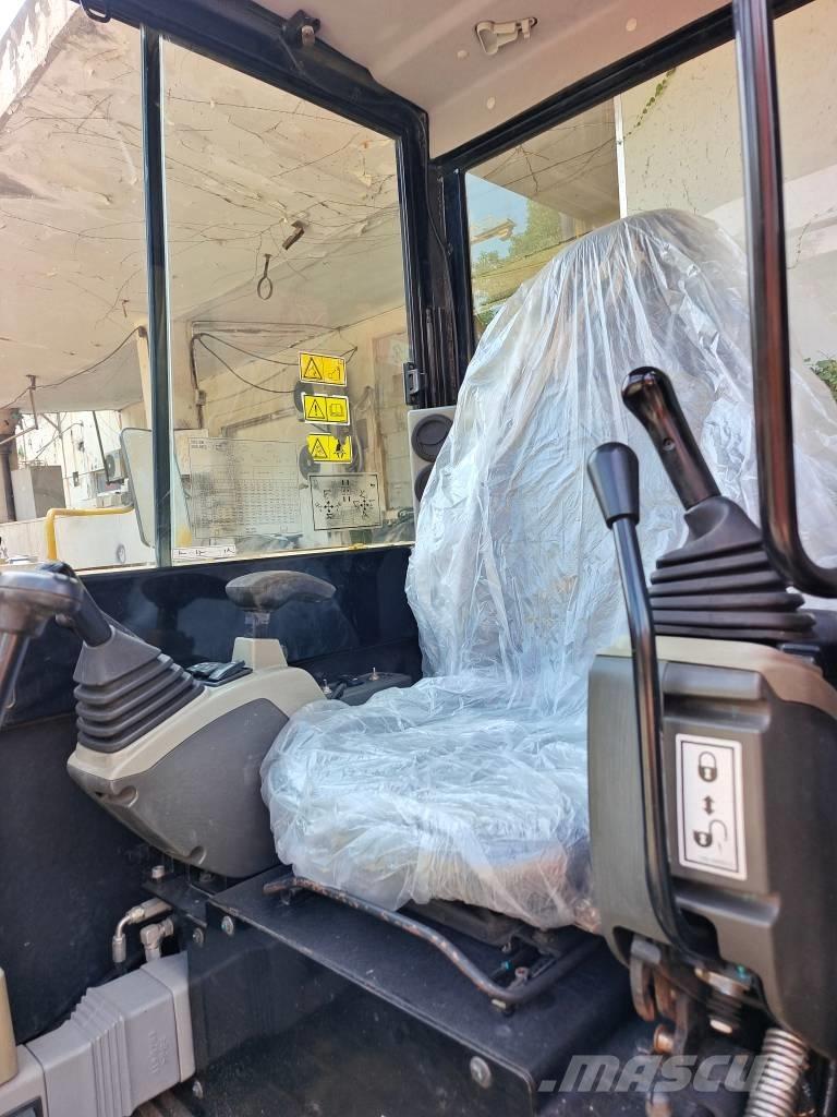 CAT 305.5 E Міні-екскаватори < 7т