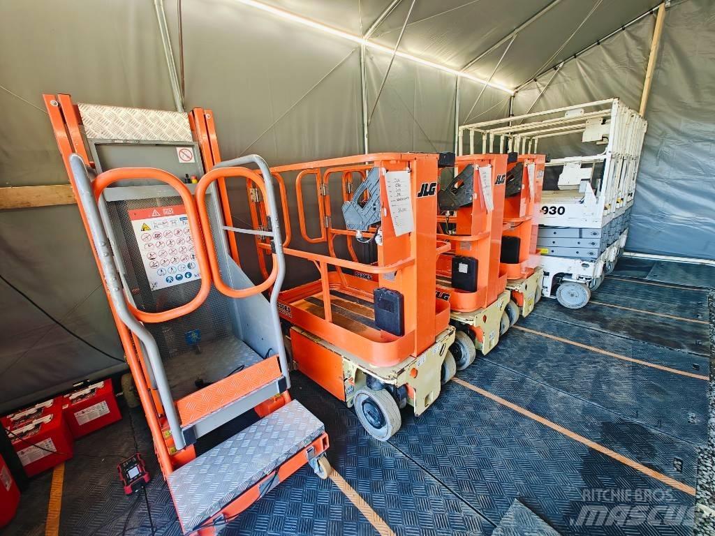JLG 1230 ES Вертикальні щоглові підйомники