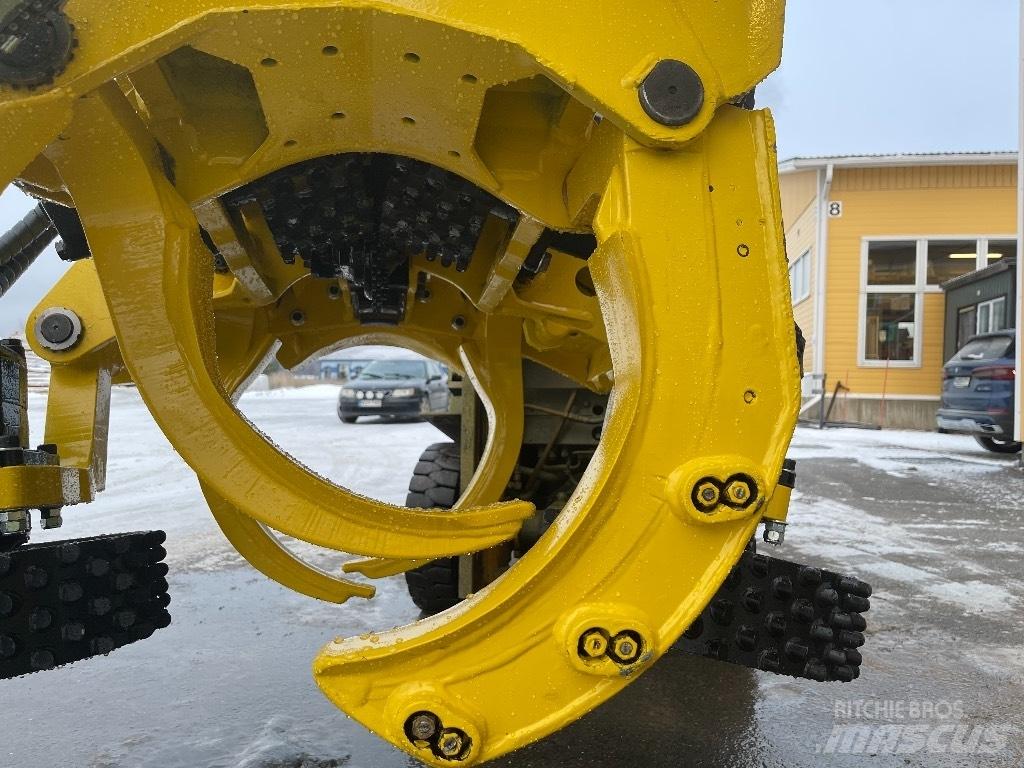 John Deere 758HD Валочні головки
