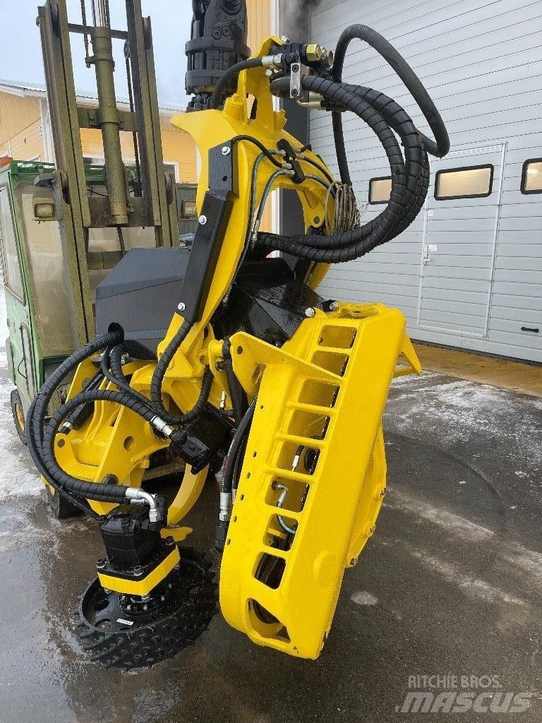 John Deere 758HD Валочні головки