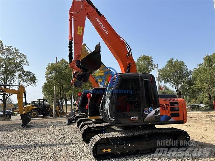 Hitachi ZX 130 Гусеничні екскаватори