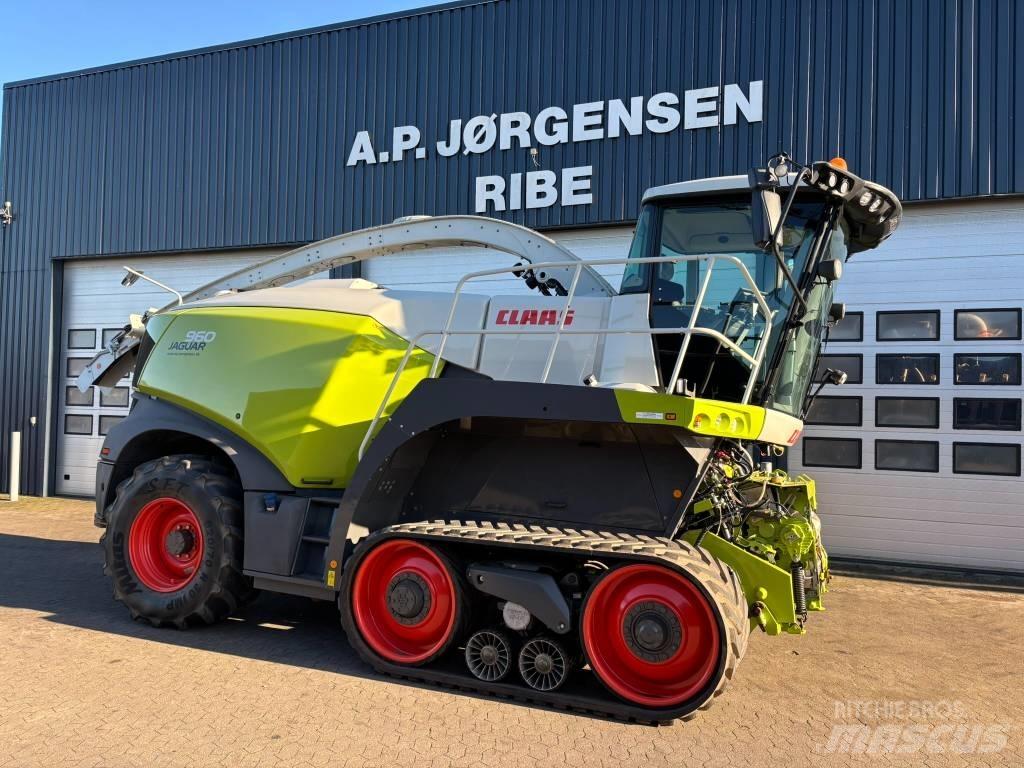CLAAS Jaguar 960 4WD Кормозбиральні комбайни