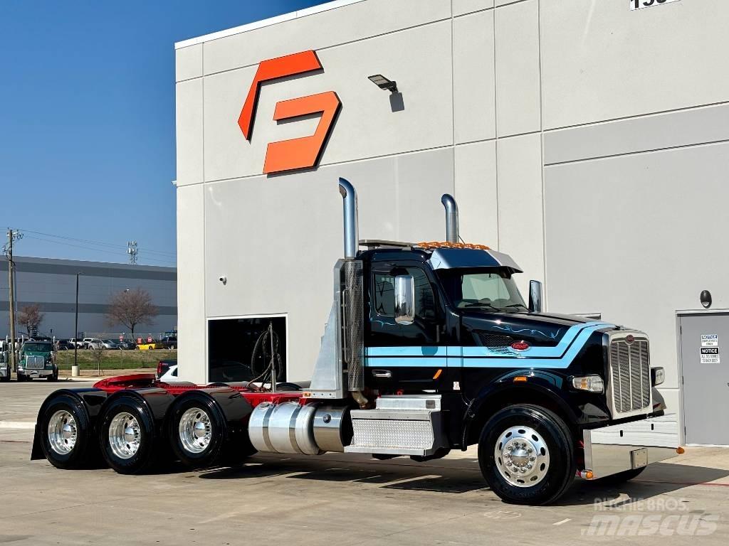 Peterbilt 567 Тягачі