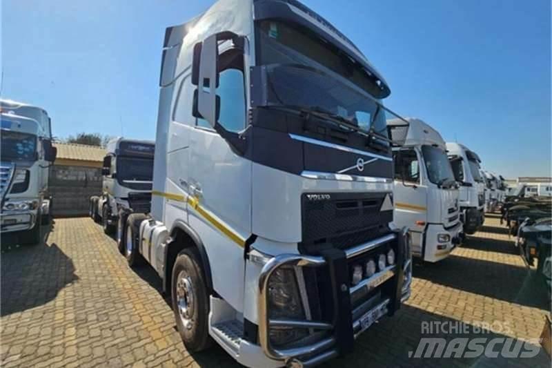 Volvo FH Вантажівки / спеціальні