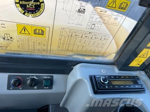 Komatsu PC 80 MR Середні екскаватори 7т. - 12т.