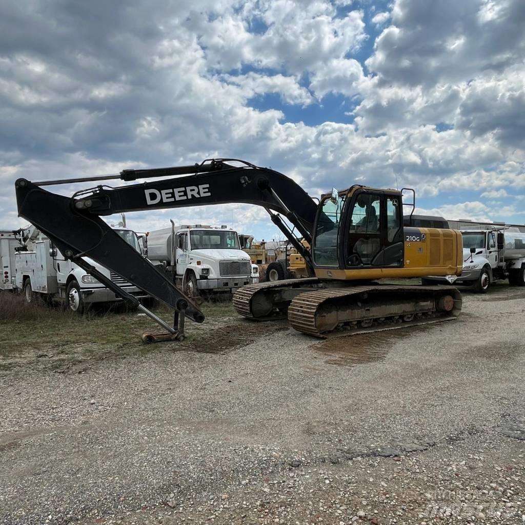 DEERE 210G Гусеничні екскаватори