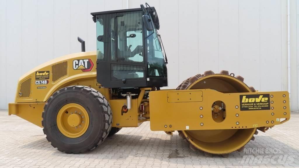 CAT CS74B Грунтові котки