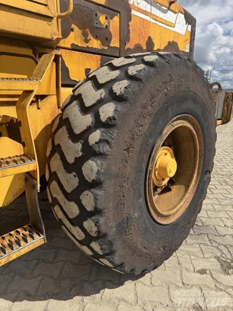 Volvo L 70 C Фронтальні навантажувачі
