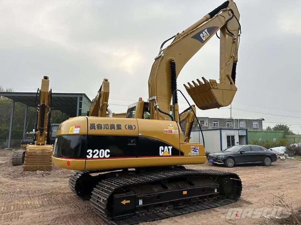 CAT 320 C Гусеничні екскаватори