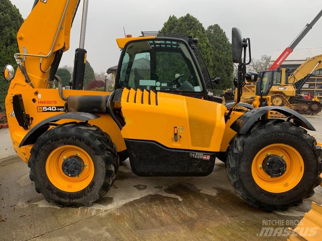 JCB 540-140 Телескопічні навантажувачі