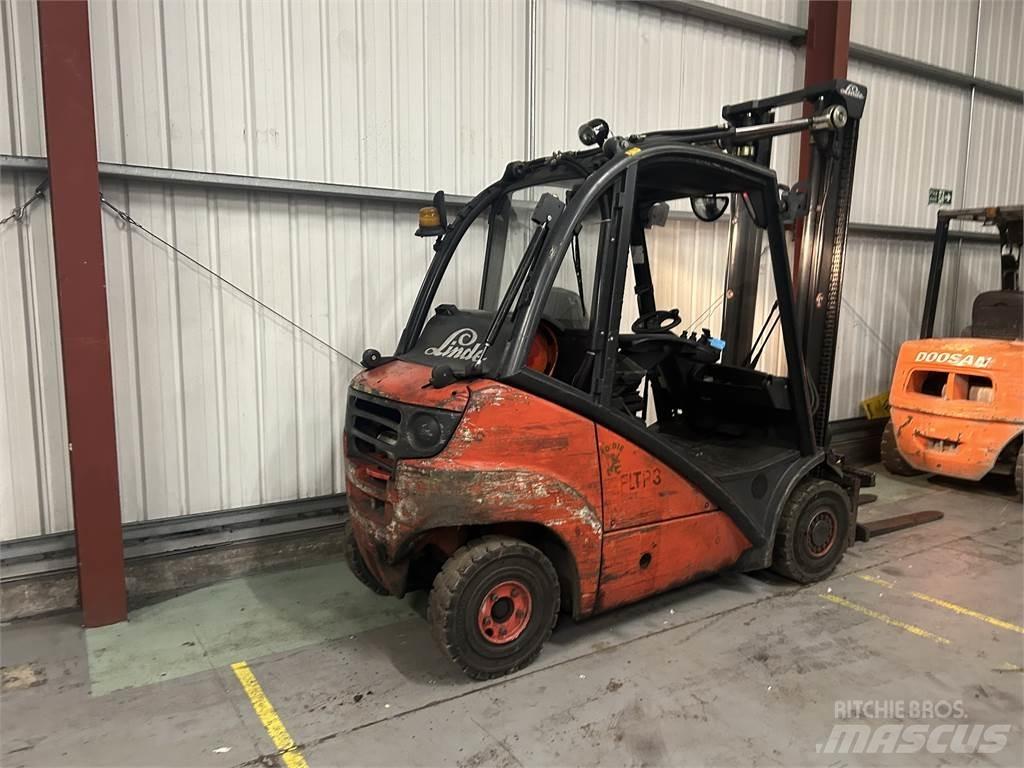 Linde H25T Газові навантажувачі