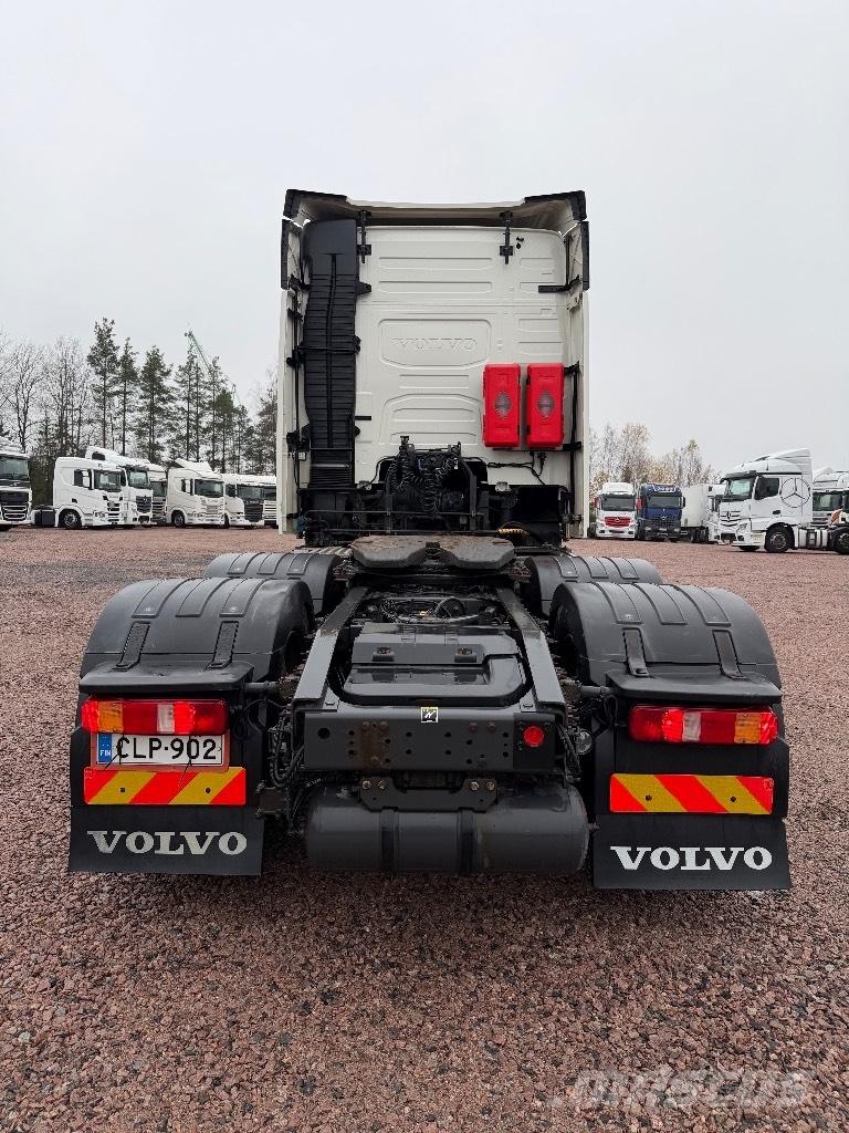 Volvo FH500 6x2 Тягачі