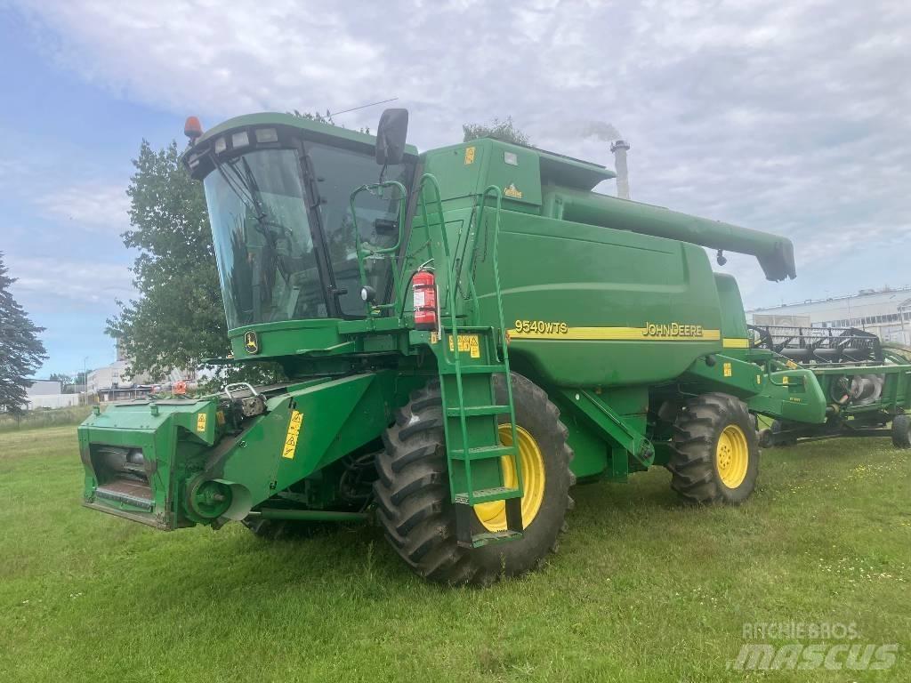 John Deere 9540 WTS Зернозбиральні комбайни