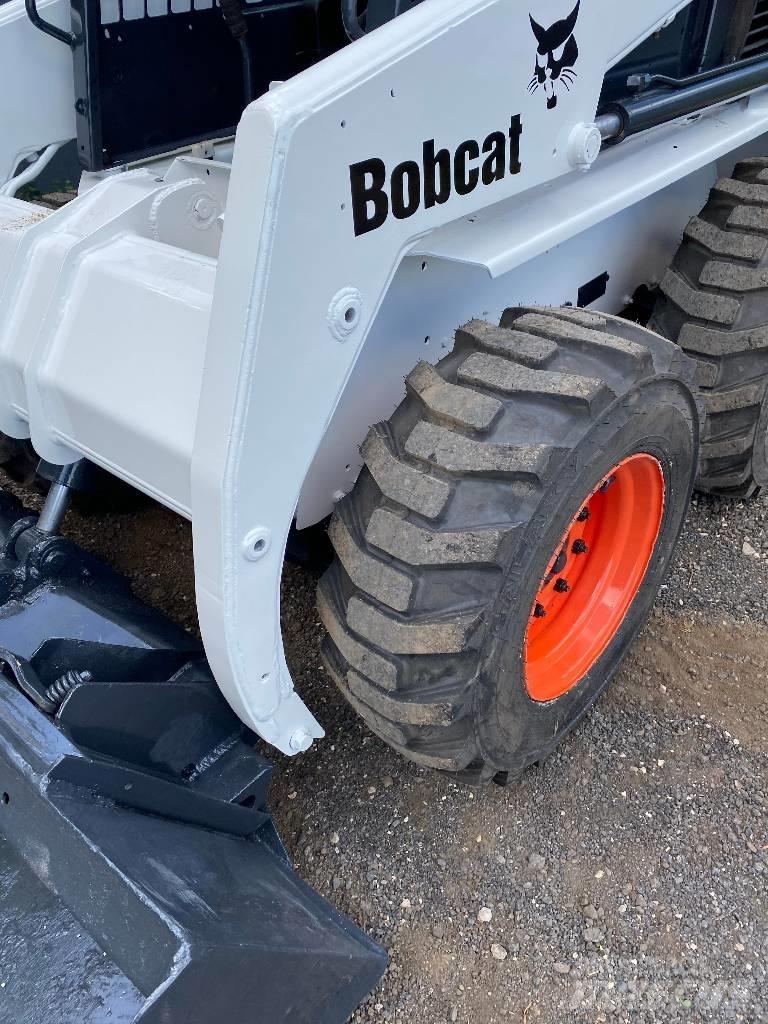 Bobcat 763 Малі навантажувачі