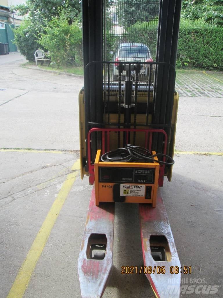 Hyster S1.4iL Ручний візок