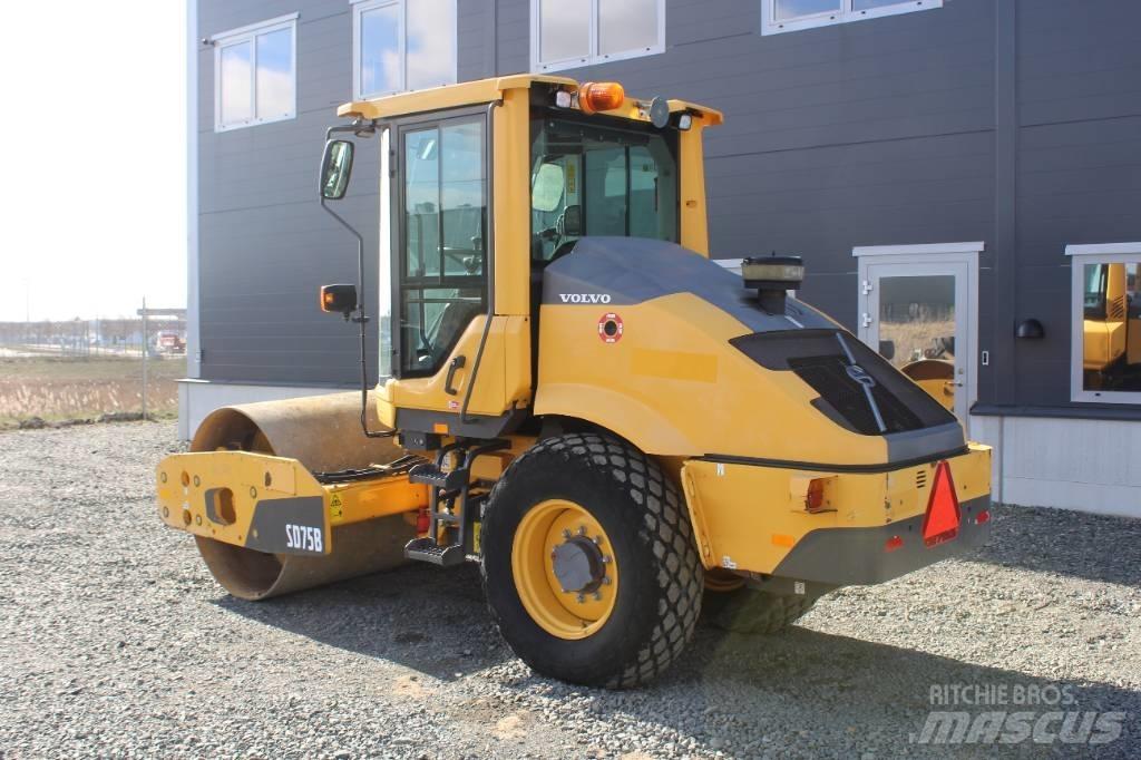 Volvo SD 75 B Грунтові котки