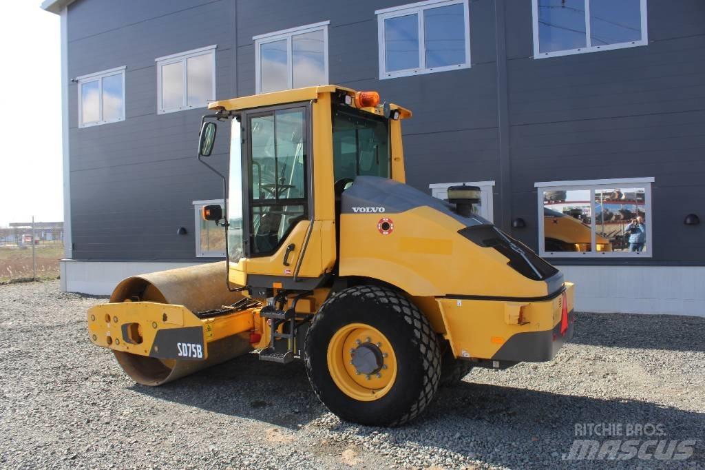 Volvo SD 75 B Грунтові котки