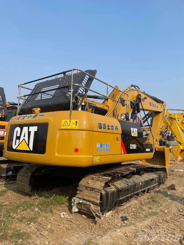 CAT 329D2 Середні екскаватори 7т. - 12т.
