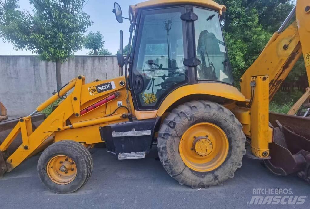 JCB 3 CX Екскаватори-навантажувачі