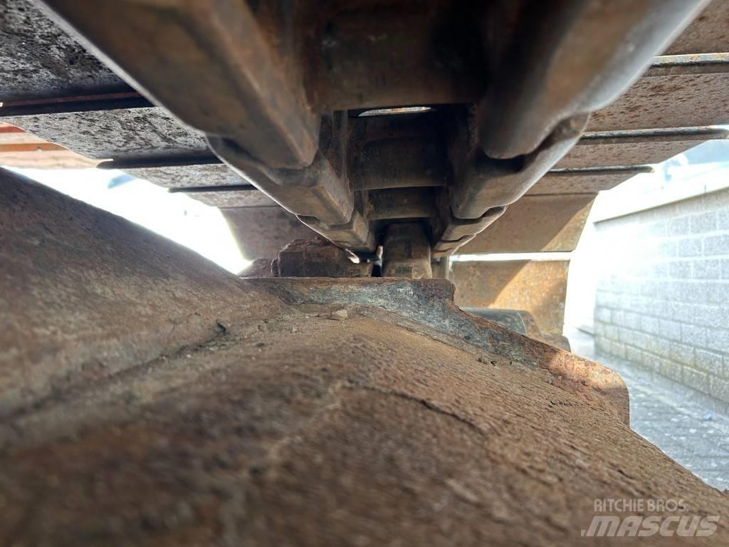 Fiat-Hitachi EX 165 Гусеничні екскаватори