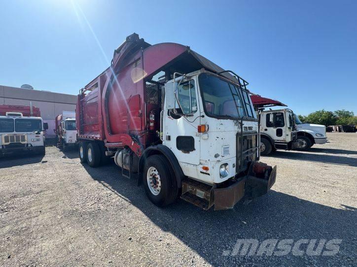 Autocar Front Loader Сміттєвози