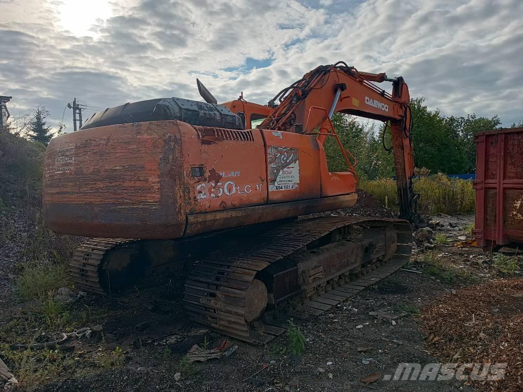 Daewoo S-250 LC-V Гусеничні екскаватори