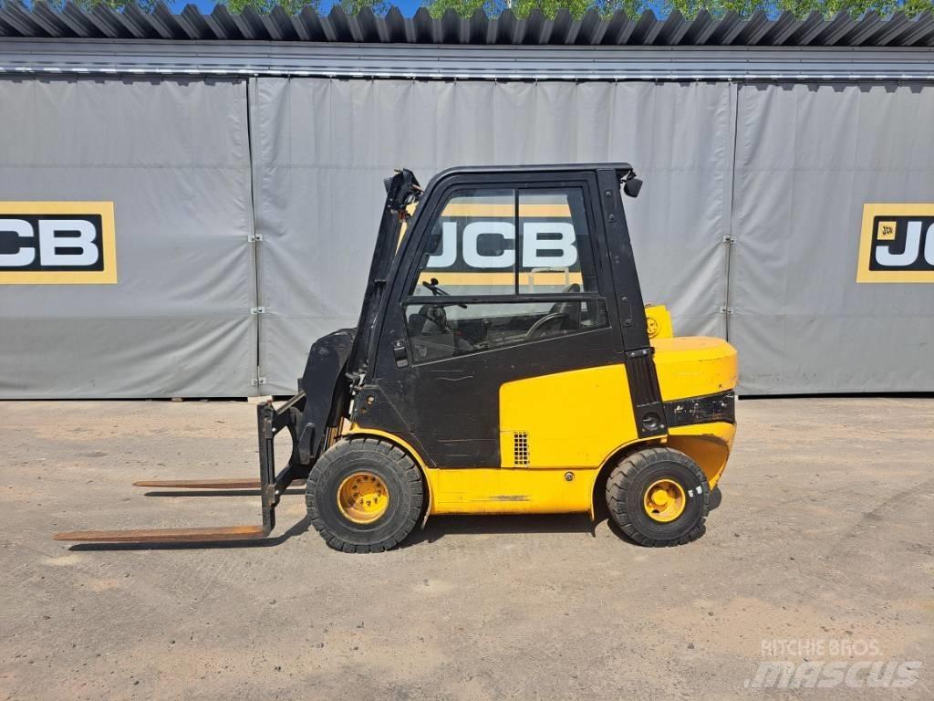 JCB TLT 30D Дизельні навантажувачі