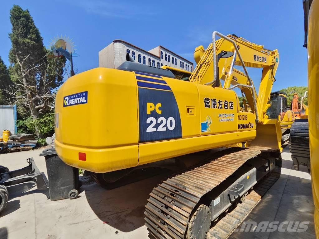 Komatsu PC 220-8 Гусеничні екскаватори