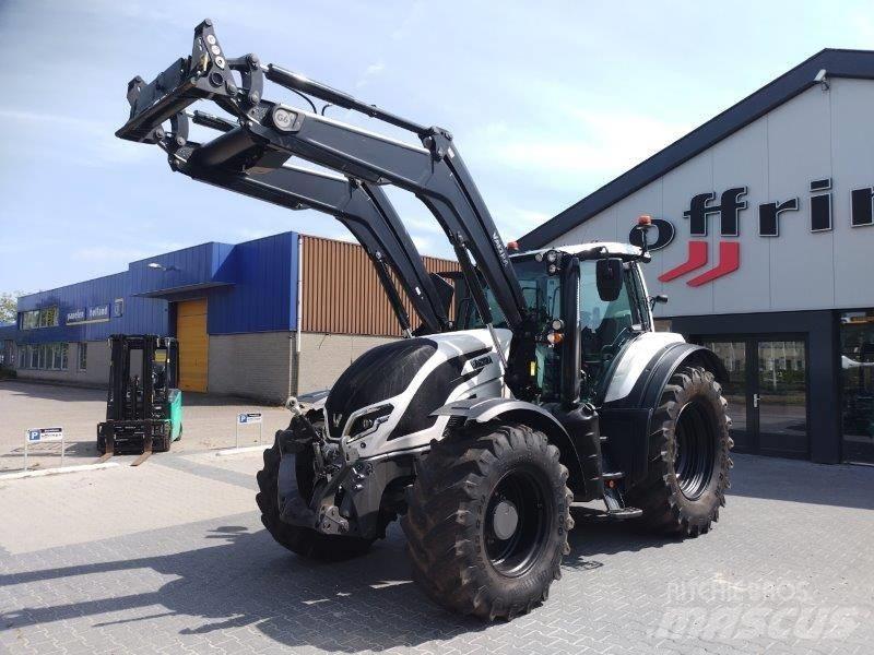 Valtra T 175 A Трактори