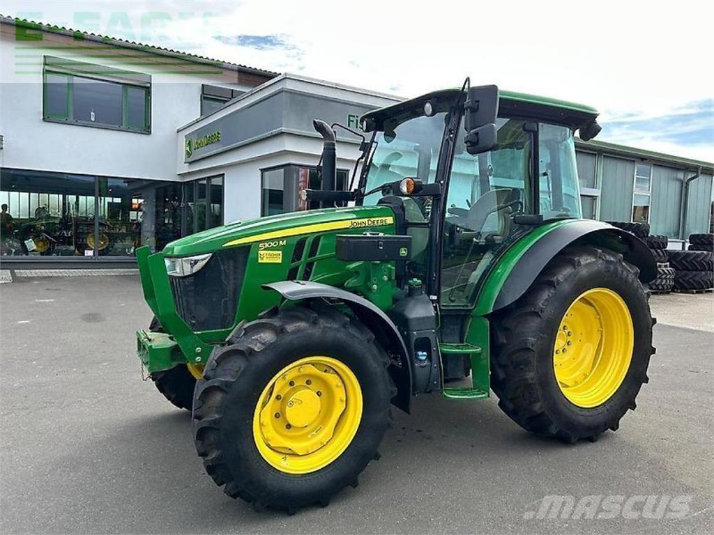 John Deere 5100m Трактори