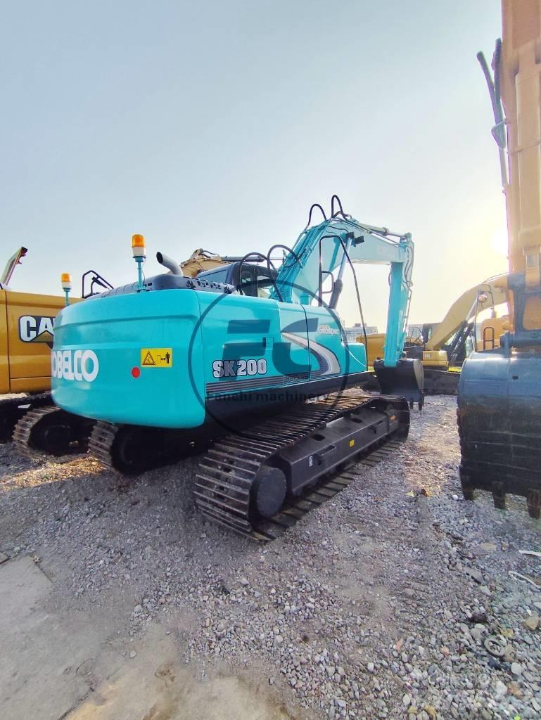 Kobelco SK 200 Гусеничні екскаватори