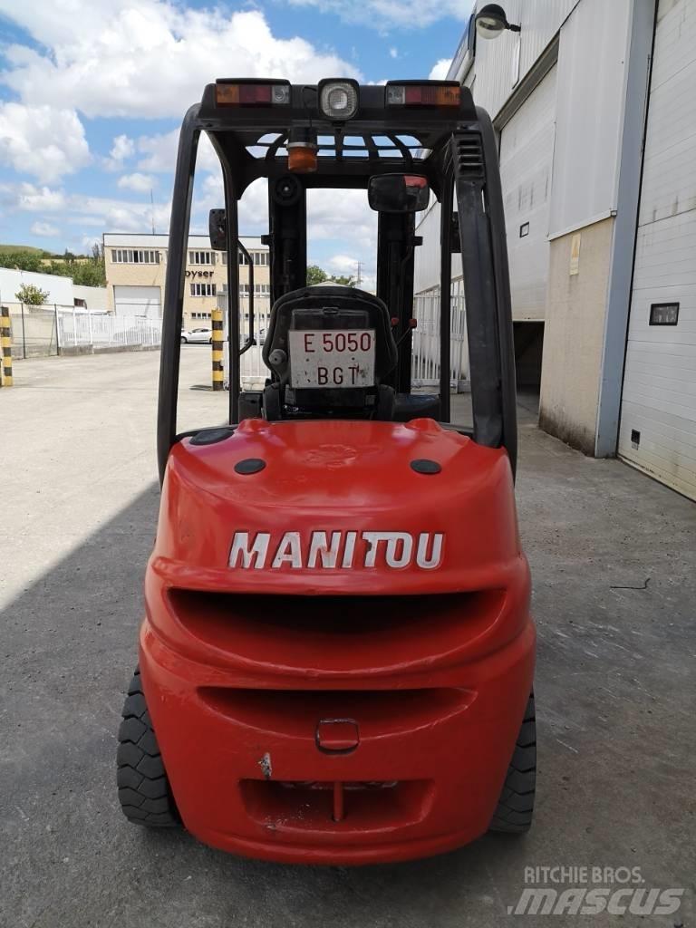Manitou MI25D Газові навантажувачі