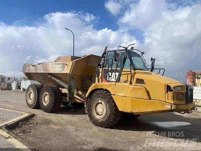 CAT 730C Вантажівки / спеціальні
