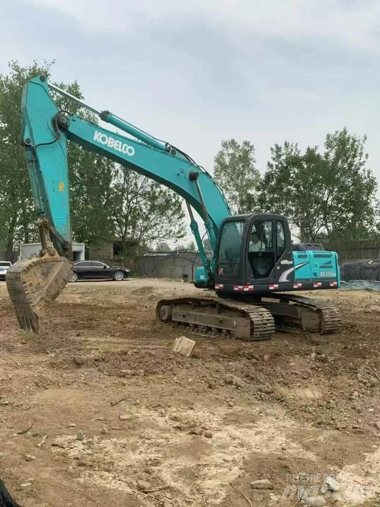 Kobelco SK200 Гусеничні екскаватори