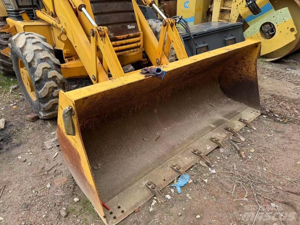 JCB 3 CX Екскаватори-навантажувачі