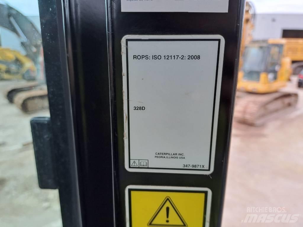 CAT 328DLCR Гусеничні екскаватори