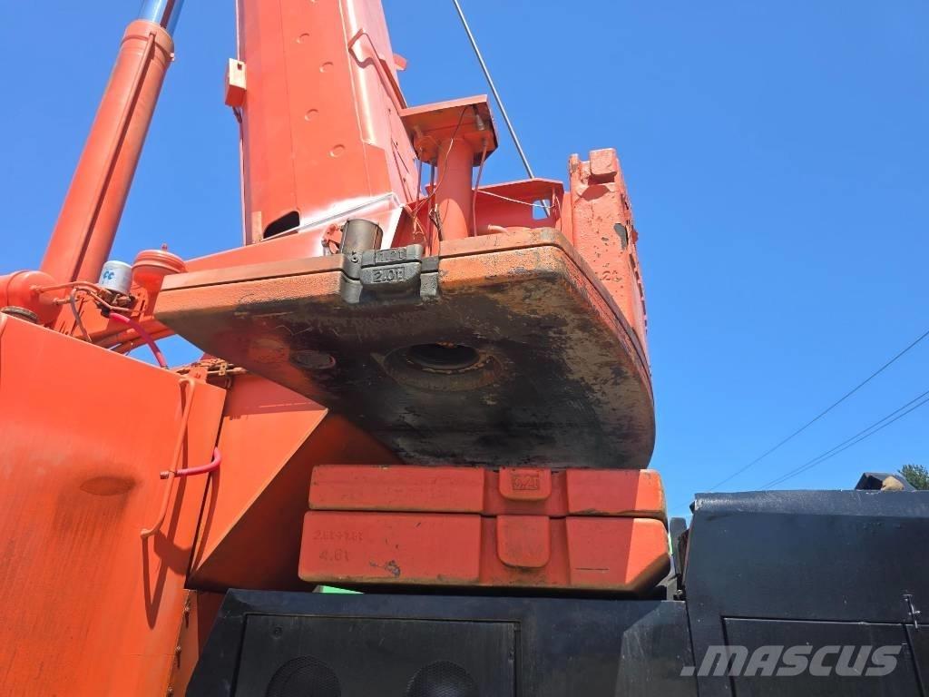 Liebherr LTM 1090-2 автокрани
