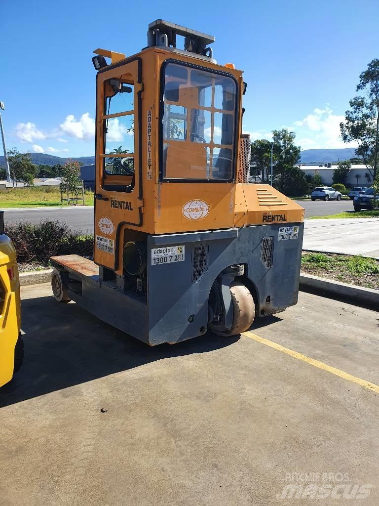 Combilift C3000 Бокові навантажувачі