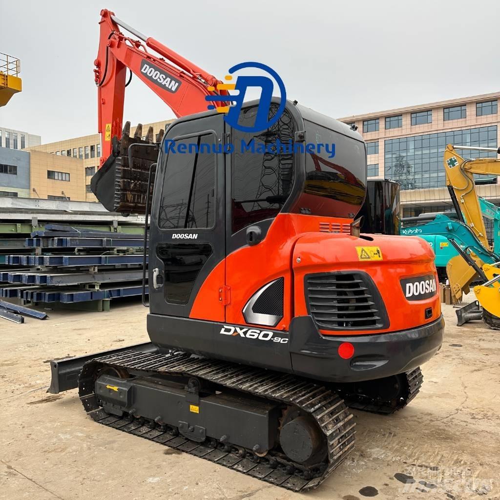 Doosan DX 60 Міні-екскаватори < 7т