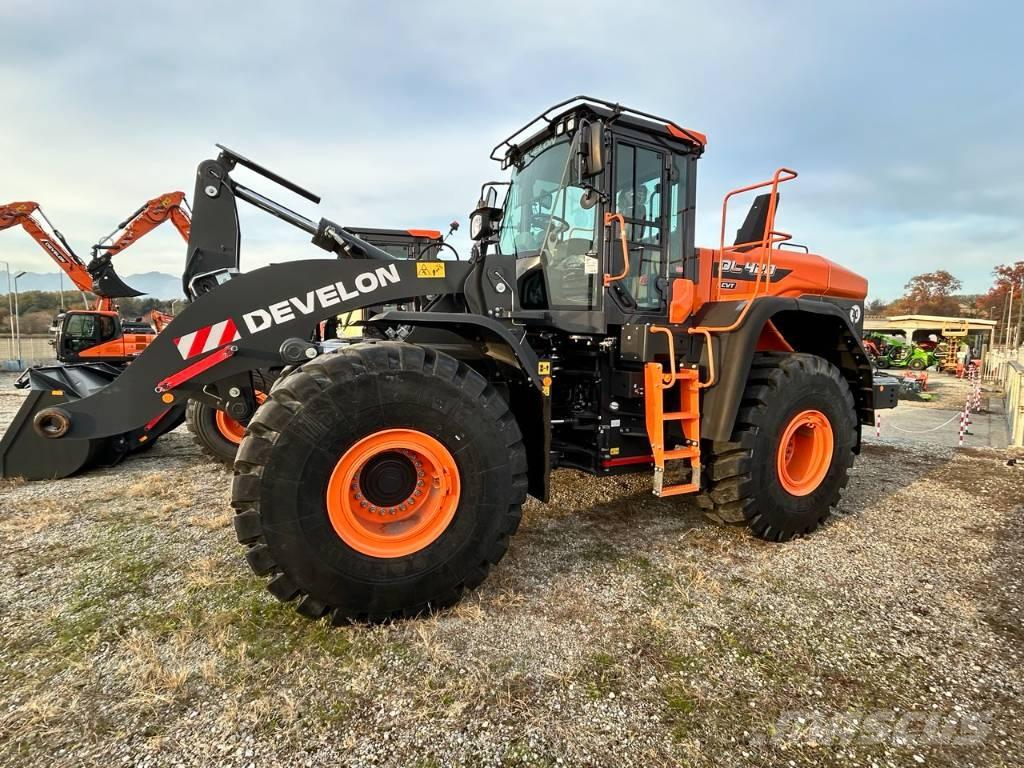 Develon DL 420 CVT-7 Фронтальні навантажувачі