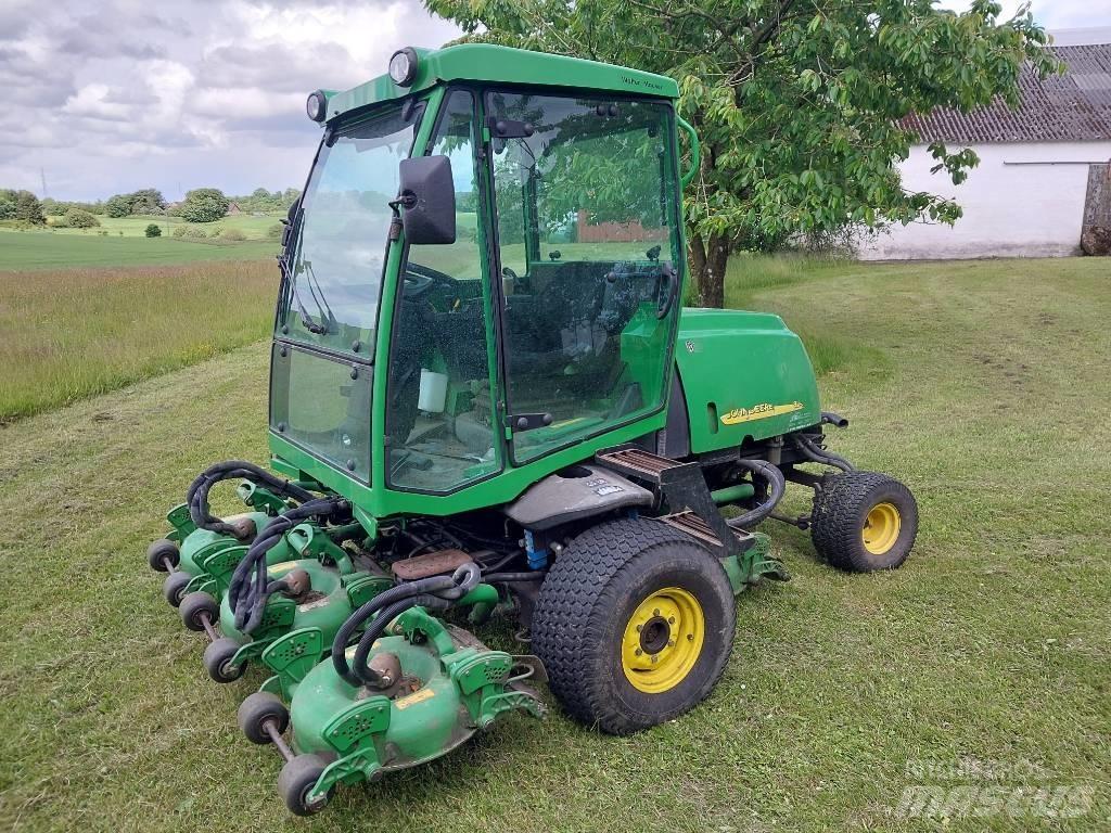 John Deere 3245 C Косарки фарватера