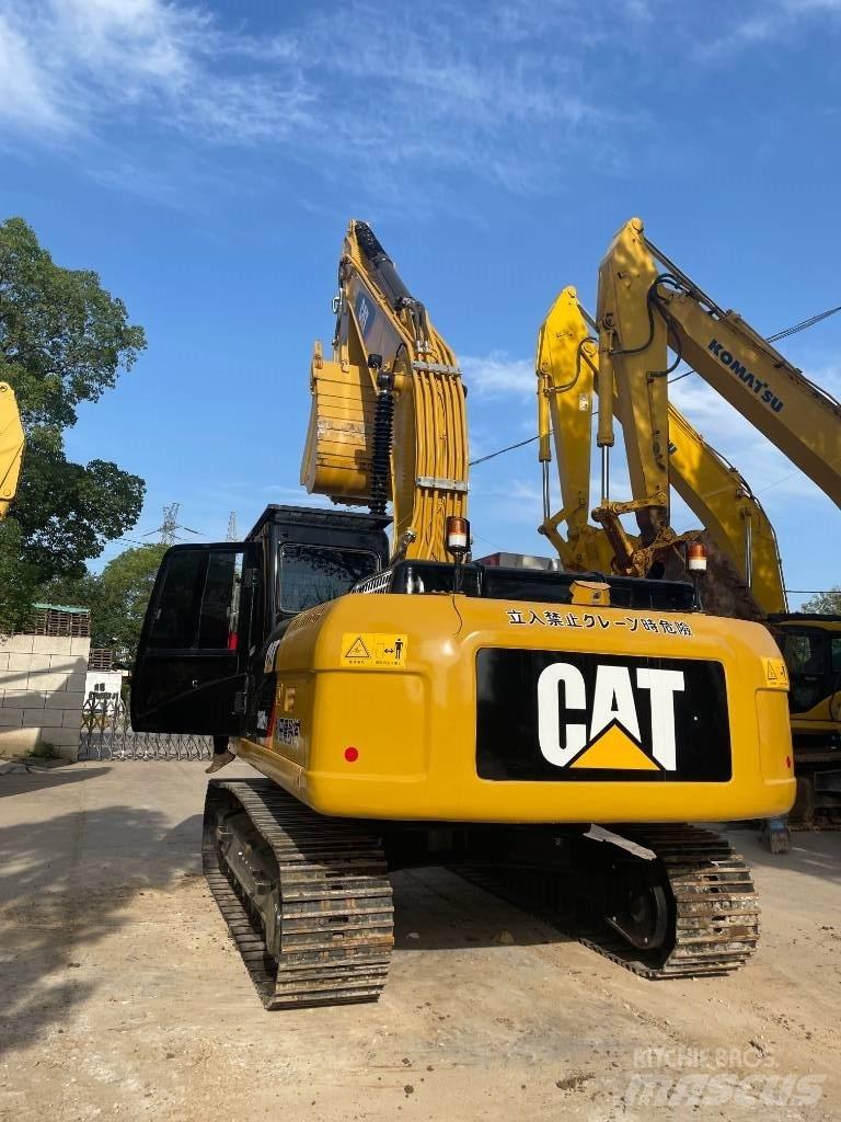 CAT CAT330 Середні екскаватори 7т. - 12т.